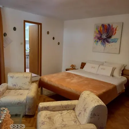 In With Balcony, Wifi 4827-5 *